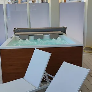 Marisabella 2 , Bari Italia